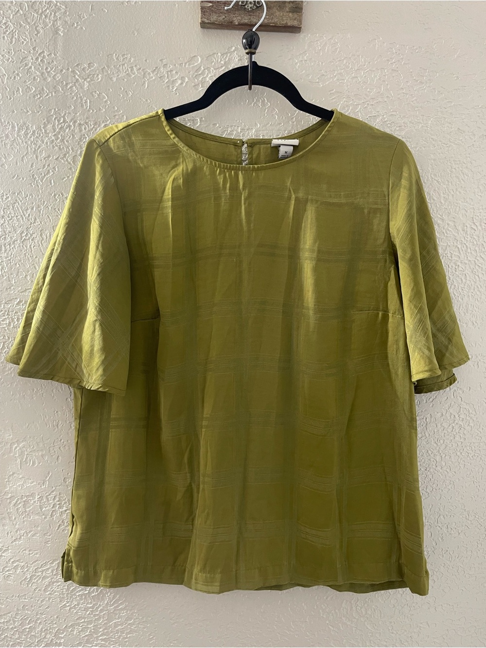 A New Day Women’s Olive Green Women's Short Sleeve Blouse medium
